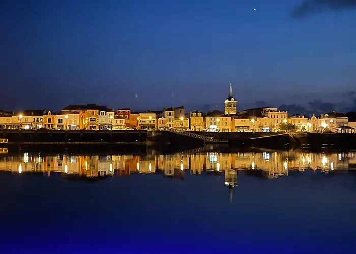 Yacht Twenty Seven Bådhotel *