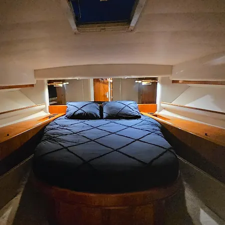Hotel en barco Twenty Seven